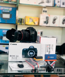 CAMERA CANON 5D MARK IV + LENTE 24-105mm f/4L IS USM SEMINOVAS