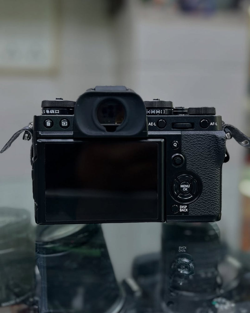 CAMERA FUJIFILM X-13 com 18-55mm SEMINOVA