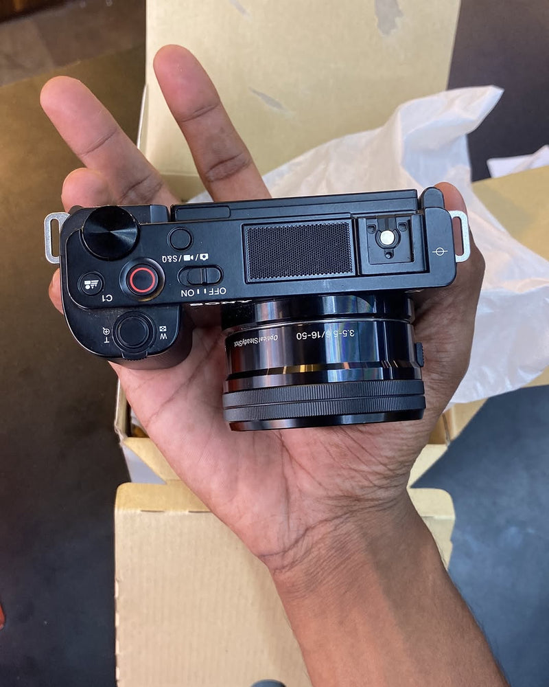 CAMERA SONY ZV-E10 + 16-50mm OSS SEMINOVA